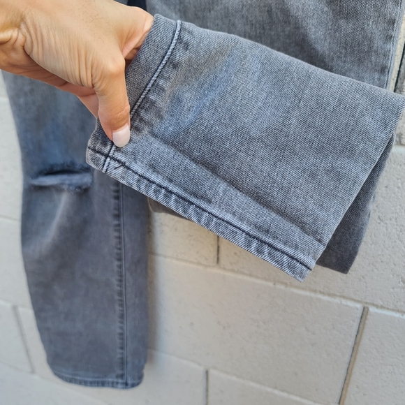 Madewell | The Perfect Vintage Jean in Connell Wash: Ripped Edition Style MC500 - Picture 7 of 12